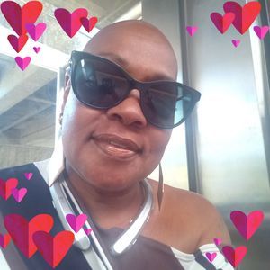 Meet your Posher, Regina